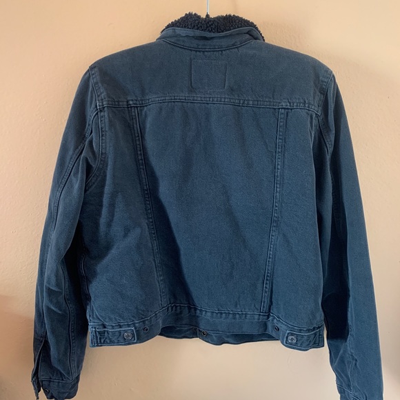 Levi’s Jacket 🌨 - Picture 4 of 4